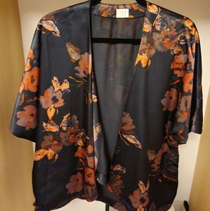A NEW DAY kimono style top
